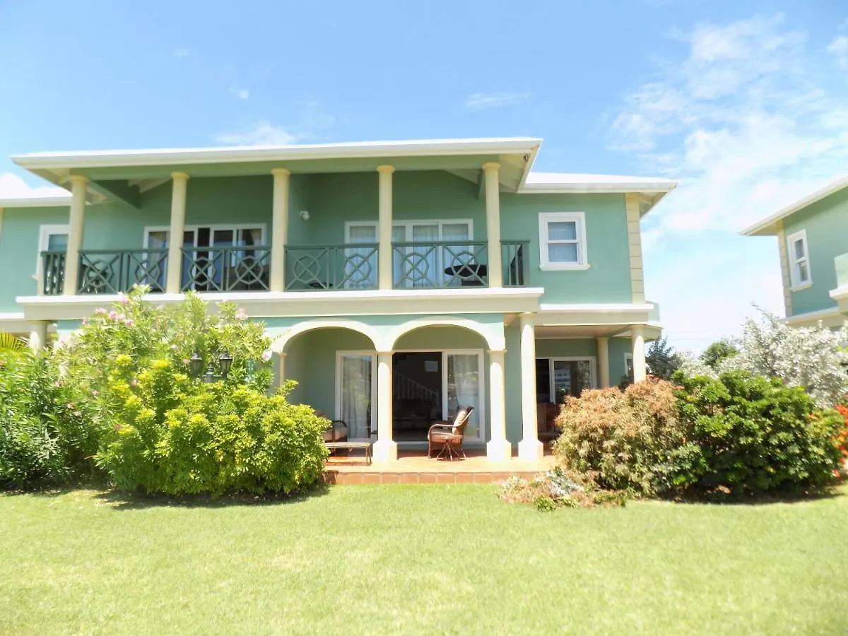 The Pelican #3 - Spacious 2 Bedroom 2,5 Bath Waterfront Townhome In The Heart Of Rodney Bay, Townhouse